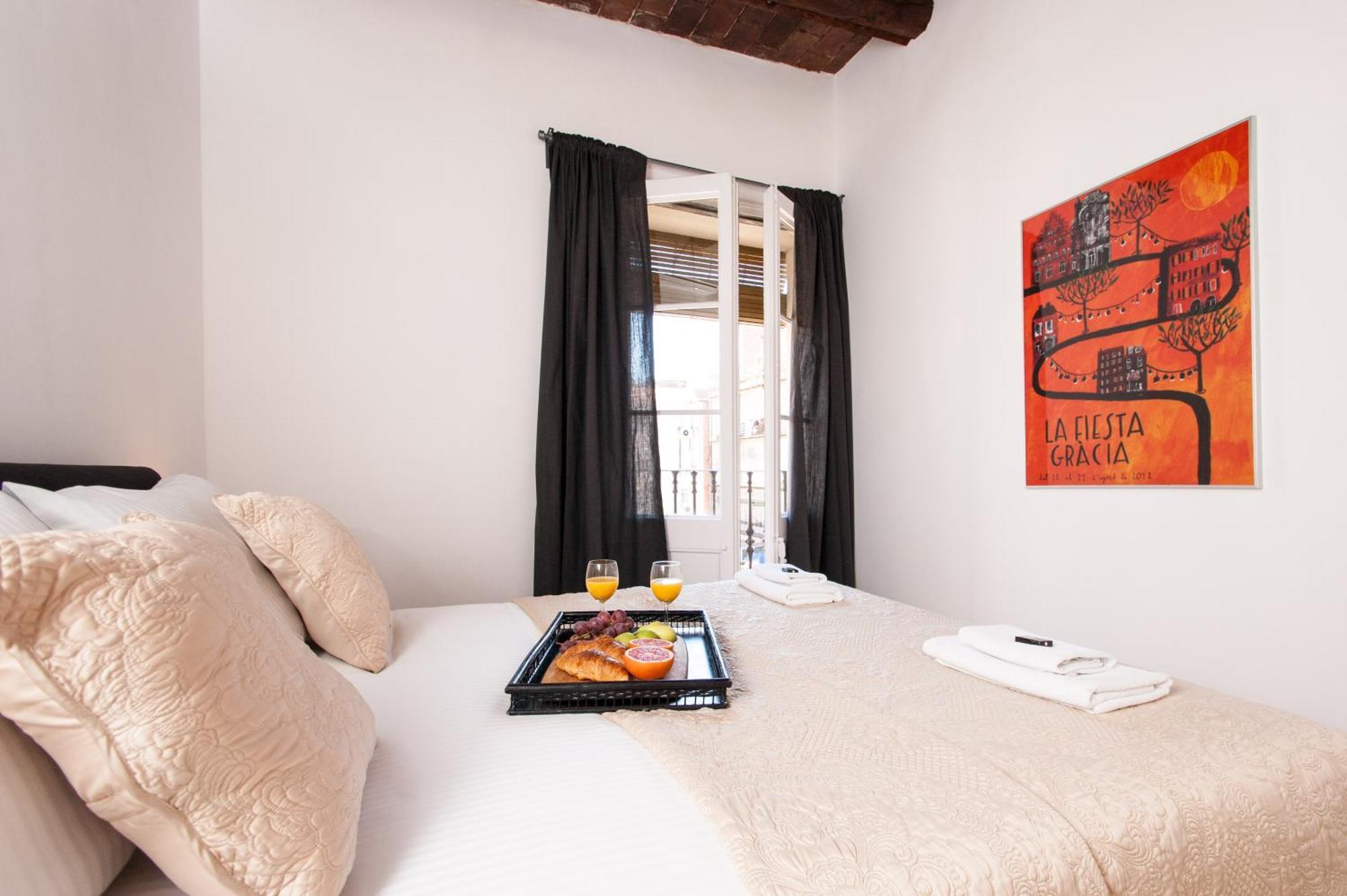 Short Stay Group Gracia Serviced Apartments Barcelone Extérieur photo