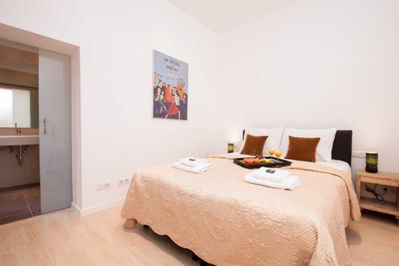 Short Stay Group Gracia Serviced Apartments Barcelone Extérieur photo