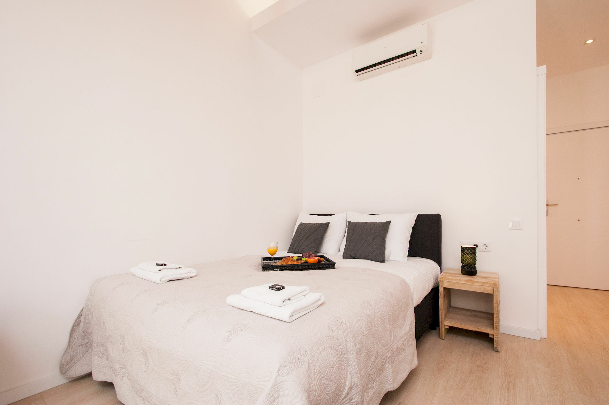 Short Stay Group Gracia Serviced Apartments Barcelone Extérieur photo